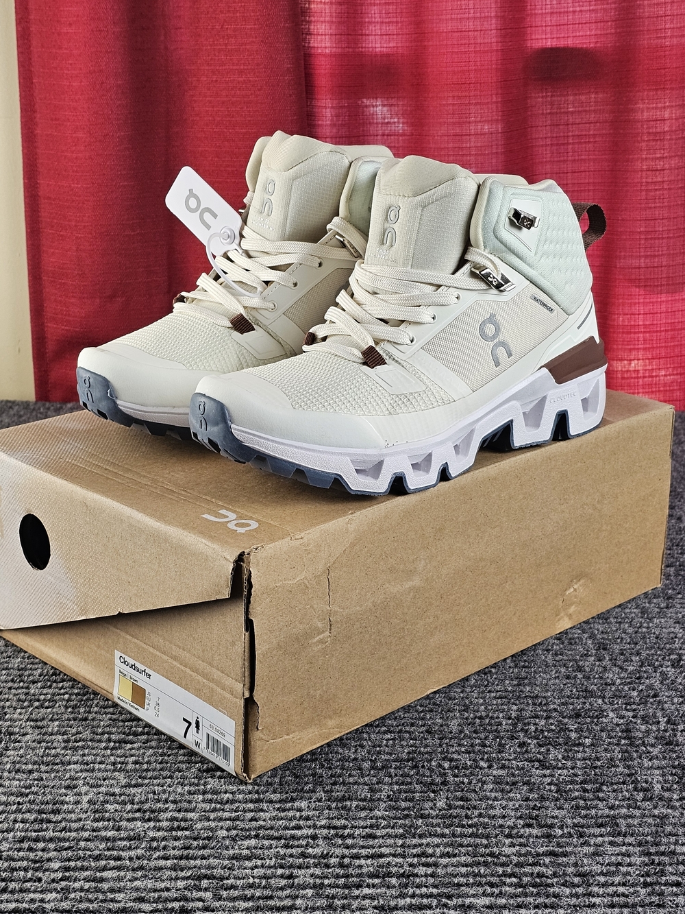 On Clouds Cream and Light Gray Brown Mint Women's Boots New